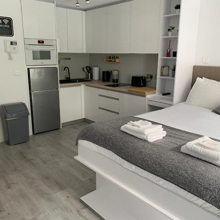 Cp High Floor Luxury Studio Gibraltar Bagian luar foto